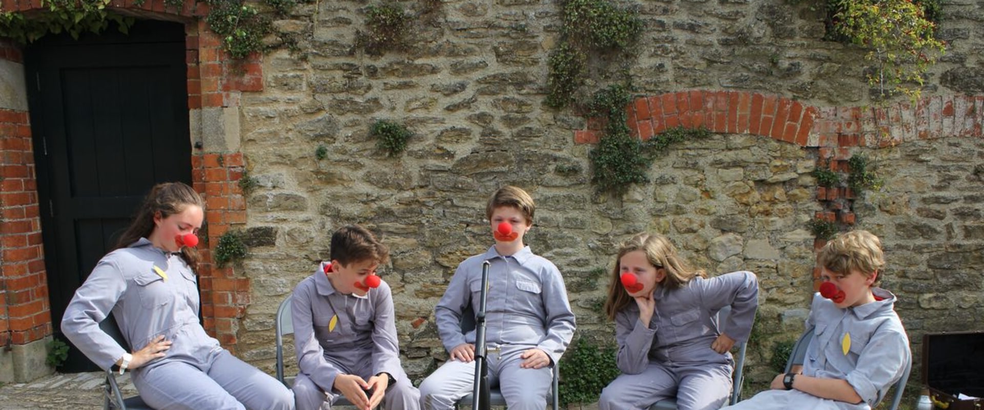Enrolling in Youth Theatre Programs in Bristol