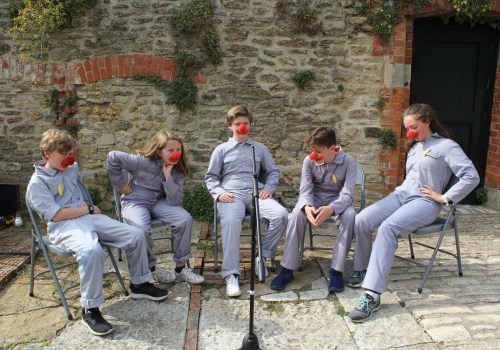 Enrolling in Youth Theatre Programs in Bristol